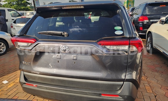 Gura Yakoze Toyota RAV4 Other Imodoka i Kampala mu Uganda Gura Yakoze Toyota RAV4 Other Imodoka i Kampala mu Uganda