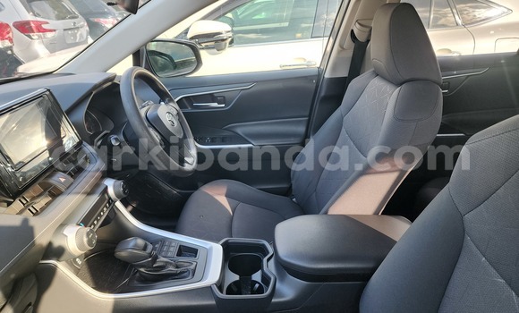 Gura Yakoze Toyota RAV4 Other Imodoka i Kampala mu Uganda Gura Yakoze Toyota RAV4 Other Imodoka i Kampala mu Uganda