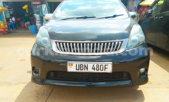 Nunua Imported Toyota ISis Nyeusi Gari ndani ya Kampala nchini Uganda Nunua Imported Toyota ISis Nyeusi Gari ndani ya Kampala nchini Uganda