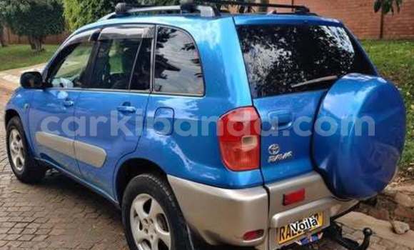 Nunua Ilio tumika Toyota RAV4 Nyingine Gari ndani ya Kampala nchini Uganda Nunua Ilio tumika Toyota RAV4 Nyingine Gari ndani ya Kampala nchini Uganda