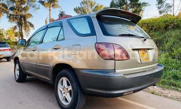 Buy Used Toyota Harrier Other Car in Kampala in Uganda
