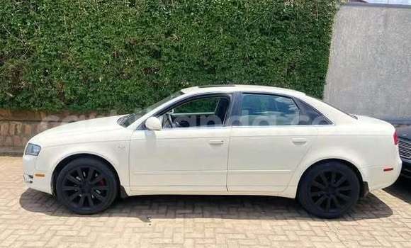 Nunua Ilio tumika Audi A4 Nyingine Gari ndani ya Kampala nchini Uganda Nunua Ilio tumika Audi A4 Nyingine Gari ndani ya Kampala nchini Uganda