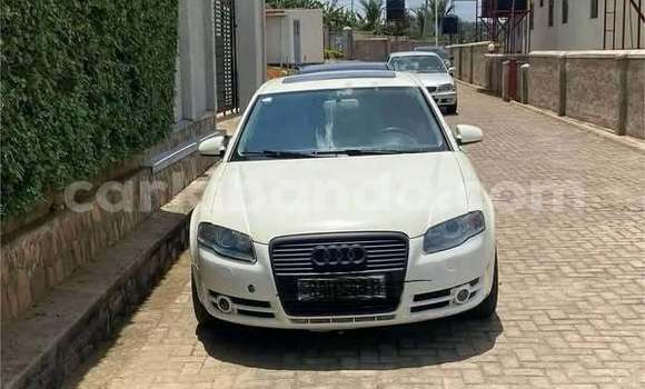 Nunua Ilio tumika Audi A4 Nyingine Gari ndani ya Kampala nchini Uganda Nunua Ilio tumika Audi A4 Nyingine Gari ndani ya Kampala nchini Uganda