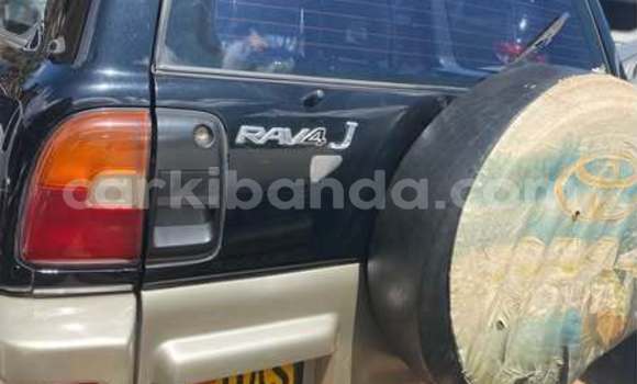 Gura Yakoze Toyota RAV4 Other Imodoka i Kampala mu Uganda Gura Yakoze Toyota RAV4 Other Imodoka i Kampala mu Uganda