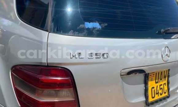 Gura Yakoze Mercedes‒Benz M–Class Other Imodoka i Kampala mu Uganda Gura Yakoze Mercedes‒Benz M–Class Other Imodoka i Kampala mu Uganda