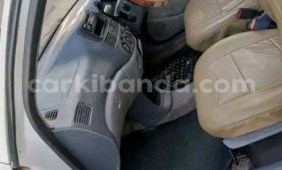 Gura Yakoze Toyota Raum Other Imodoka i Kampala mu Uganda Gura Yakoze Toyota Raum Other Imodoka i Kampala mu Uganda