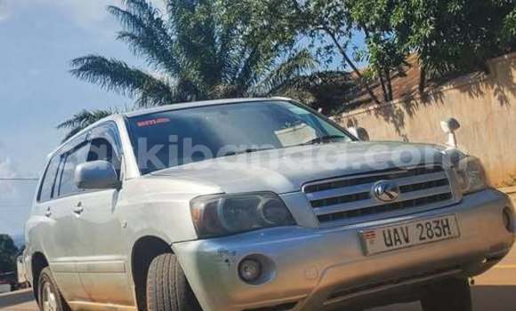 Gura Yakoze Toyota Kruger Other Imodoka i Kampala mu Uganda Gura Yakoze Toyota Kruger Other Imodoka i Kampala mu Uganda