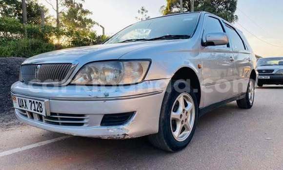 Gura Yakoze Toyota Vista Other Imodoka i Kampala mu Uganda Gura Yakoze Toyota Vista Other Imodoka i Kampala mu Uganda