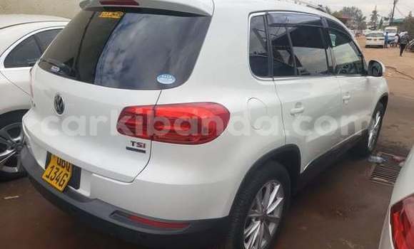 Acheter Occasion Voiture Hyundai Terracan Autre à Kampala, Ouganda Acheter Occasion Voiture Hyundai Terracan Autre à Kampala, Ouganda