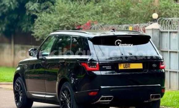 Gura Yakoze Range Rover Range Rover Other Imodoka i Kampala mu Uganda Gura Yakoze Range Rover Range Rover Other Imodoka i Kampala mu Uganda