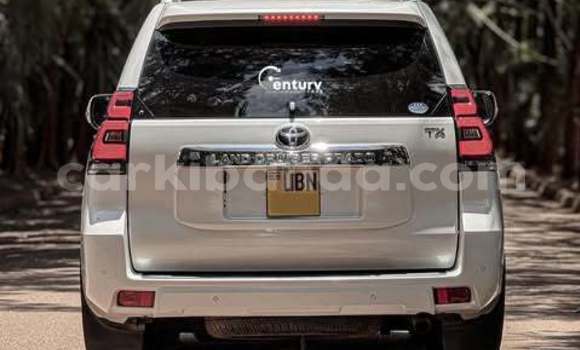 Gura Yakoze Toyota Land Cruiser Prado Other Imodoka i Kampala mu Uganda Gura Yakoze Toyota Land Cruiser Prado Other Imodoka i Kampala mu Uganda
