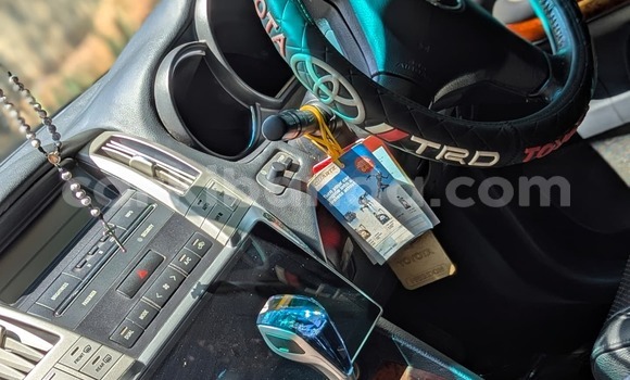 Nunua Ilio tumika Toyota Harrier Nyingine Gari ndani ya Kampala nchini Uganda Nunua Ilio tumika Toyota Harrier Nyingine Gari ndani ya Kampala nchini Uganda