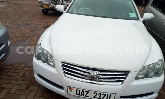 Buy Used Toyota Mark X White Car in Kampala in Uganda Buy Used Toyota Mark X White Car in Kampala in Uganda