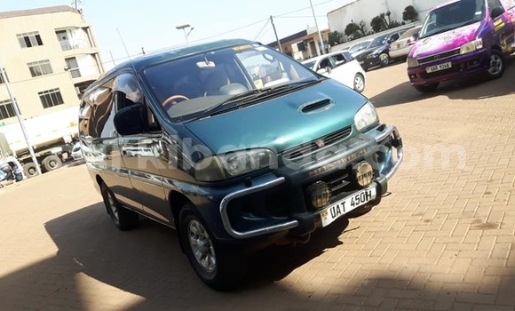 Buy Used Mitsubishi Delica Green Car in Kampala in Uganda Buy Used Mitsubishi Delica Green Car in Kampala in Uganda