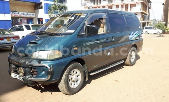 Buy Used Mitsubishi Delica Green Car in Kampala in Uganda Buy Used Mitsubishi Delica Green Car in Kampala in Uganda