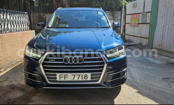 Nunua Imported Audi Q7 Bluu Gari ndani ya Kampala nchini Uganda Nunua Imported Audi Q7 Bluu Gari ndani ya Kampala nchini Uganda