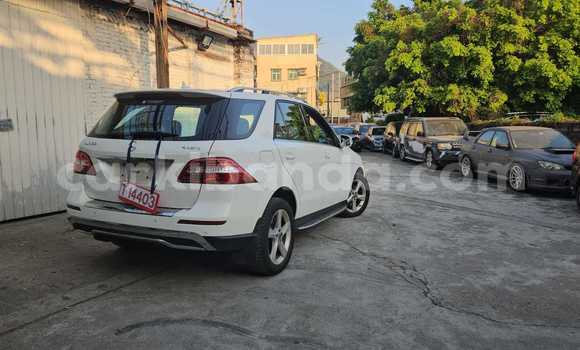 Buy Import Mercedes‒Benz ML–Class White Car in Kampala in Uganda Buy Import Mercedes‒Benz ML–Class White Car in Kampala in Uganda