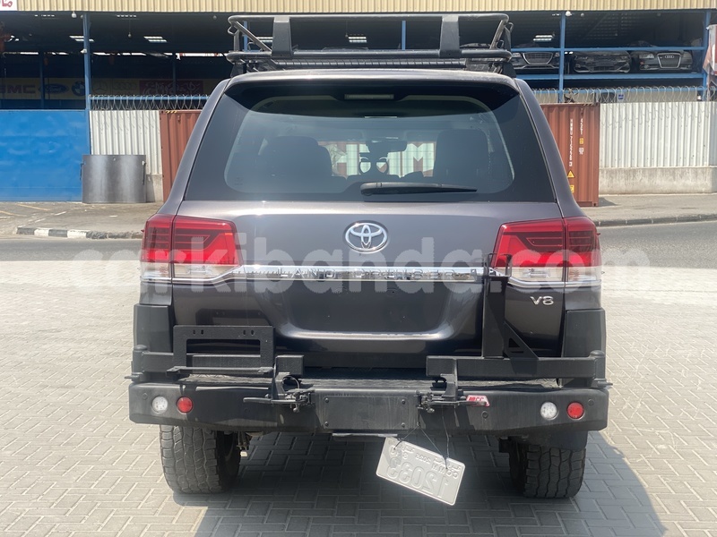 Big with watermark toyota land cruiser uganda import dubai 24086