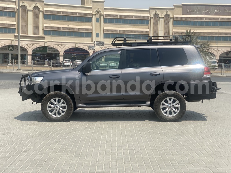 Big with watermark toyota land cruiser uganda import dubai 24086