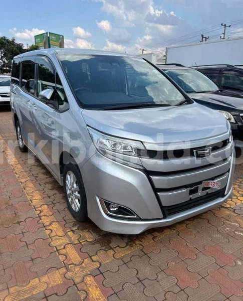 Big with watermark toyota noah uganda kampala 24224