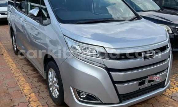 Acheter Occasion Voiture Toyota Noah Autre à Kampala, Ouganda Acheter Occasion Voiture Toyota Noah Autre à Kampala, Ouganda
