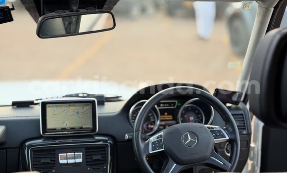 Buy Used Mercedes‒Benz G-klasse White Car in Kampala in Uganda Buy Used Mercedes‒Benz G-klasse White Car in Kampala in Uganda