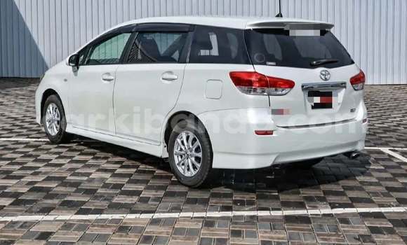 Buy Used Toyota Wish White Car in Kampala in Uganda Buy Used Toyota Wish White Car in Kampala in Uganda