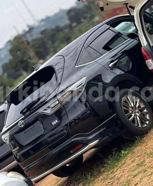 Big with watermark toyota harrier uganda kampala 24233