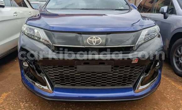 Acheter Occasion Voiture Toyota Harrier Bleu à Kampala, Ouganda Acheter Occasion Voiture Toyota Harrier Bleu à Kampala, Ouganda