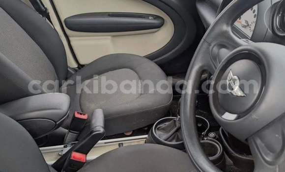 Acheter Occasion Voiture MINI Cooper Noir à Kampala, Ouganda Acheter Occasion Voiture MINI Cooper Noir à Kampala, Ouganda