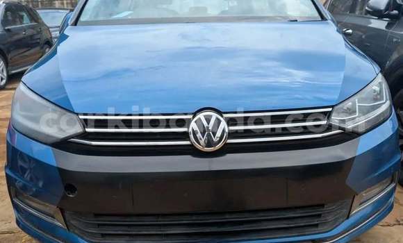 Buy Used Volkswagen Touran Blue Car in Kampala in Uganda Buy Used Volkswagen Touran Blue Car in Kampala in Uganda