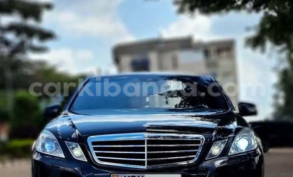 Buy Used Mercedes‒Benz E–Class Black Car in Kampala in Uganda Buy Used Mercedes‒Benz E–Class Black Car in Kampala in Uganda