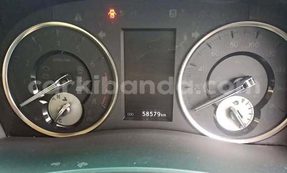 Acheter Occasion Voiture Toyota Alphard Blanc à Kampala, Ouganda Acheter Occasion Voiture Toyota Alphard Blanc à Kampala, Ouganda