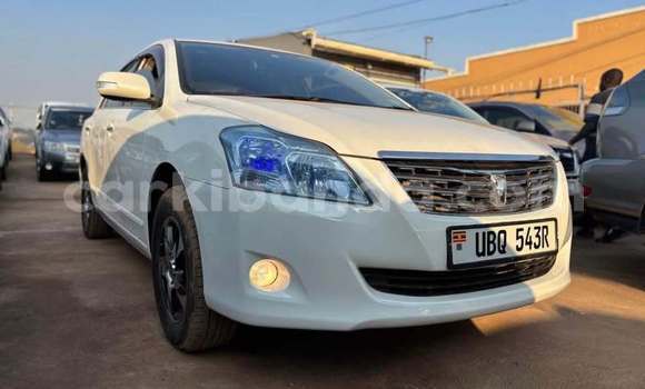 Acheter Occasion Voiture Toyota Premio Blanc à Kampala, Ouganda Acheter Occasion Voiture Toyota Premio Blanc à Kampala, Ouganda