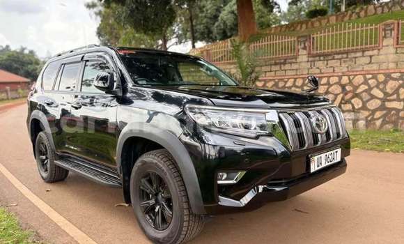 Buy Used Toyota Land Cruiser Prado Black Car in Kampala in Uganda