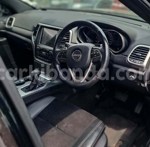 Big with watermark jeep grand cherokee uganda kampala 24253