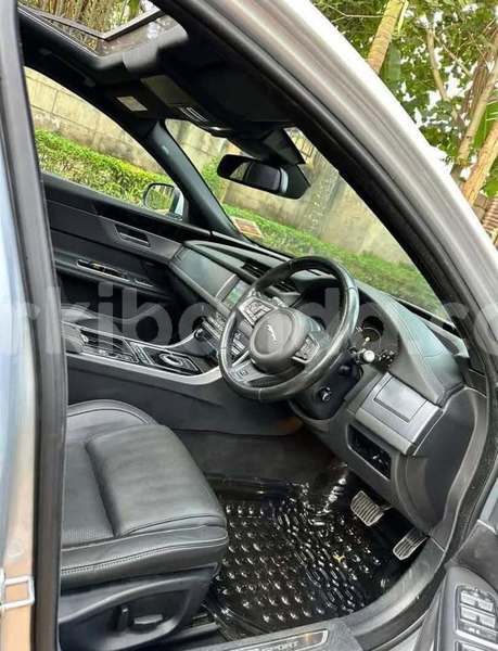 Big with watermark jaguar xf uganda kampala 24254