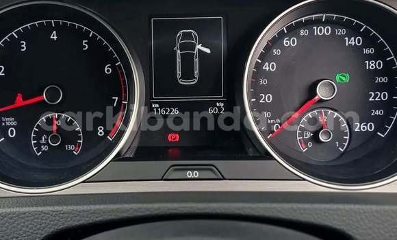 Acheter Occasion Voiture Volkswagen Golf Blanc à Kampala, Ouganda Acheter Occasion Voiture Volkswagen Golf Blanc à Kampala, Ouganda