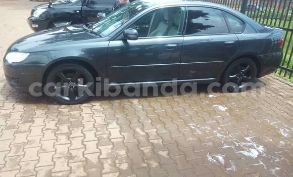Acheter Occasion Voiture Subaru Legacy Noir à Kampala, Ouganda Acheter Occasion Voiture Subaru Legacy Noir à Kampala, Ouganda