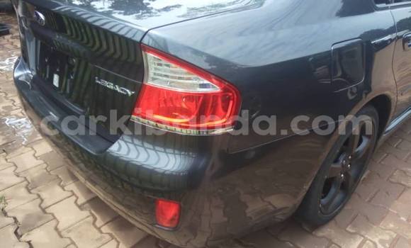 Acheter Occasion Voiture Subaru Legacy Noir à Kampala, Ouganda Acheter Occasion Voiture Subaru Legacy Noir à Kampala, Ouganda