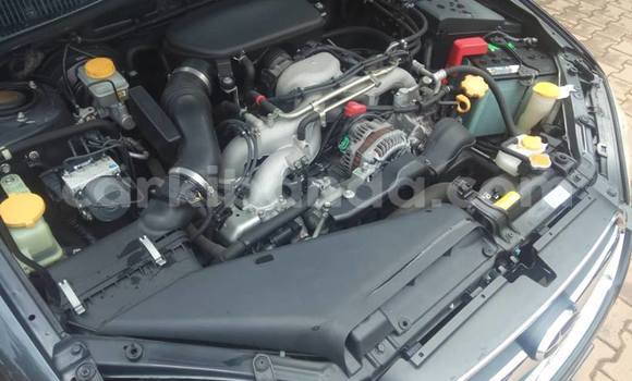 Acheter Occasion Voiture Subaru Legacy Noir à Kampala, Ouganda Acheter Occasion Voiture Subaru Legacy Noir à Kampala, Ouganda