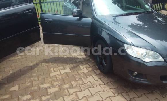 Acheter Occasion Voiture Subaru Legacy Noir à Kampala, Ouganda Acheter Occasion Voiture Subaru Legacy Noir à Kampala, Ouganda