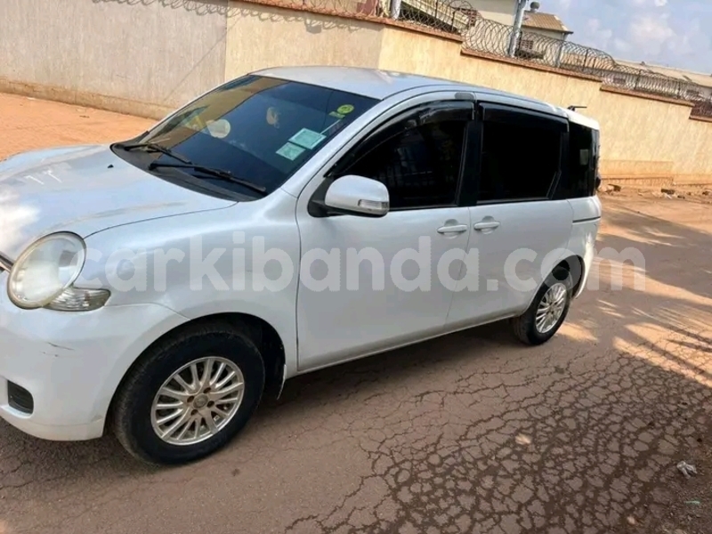 Big with watermark toyota sienta eastern bugiri 24297