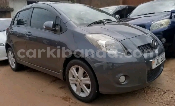 Nunua Ilio tumika Toyota Vitz Nyeusi Gari ndani ya Bugembe nchini Mashariki Nunua Ilio tumika Toyota Vitz Nyeusi Gari ndani ya Bugembe nchini Mashariki