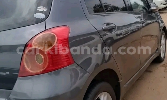 Nunua Ilio tumika Toyota Vitz Nyeusi Gari ndani ya Bugembe nchini Mashariki Nunua Ilio tumika Toyota Vitz Nyeusi Gari ndani ya Bugembe nchini Mashariki