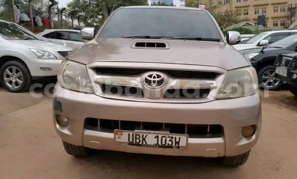 Nunua Ilio tumika Toyota Hiluxe VIGO Nyingine Gari ndani ya Bugembe nchini Mashariki Nunua Ilio tumika Toyota Hiluxe VIGO Nyingine Gari ndani ya Bugembe nchini Mashariki