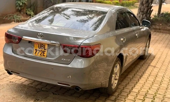 Nunua Ilio tumika Toyota Mark X Nyingine Gari ndani ya Bugiri nchini Mashariki Nunua Ilio tumika Toyota Mark X Nyingine Gari ndani ya Bugiri nchini Mashariki