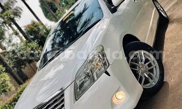 Nunua Ilio tumika Toyota Premio Nyeupe Gari ndani ya Bugembe nchini Mashariki Nunua Ilio tumika Toyota Premio Nyeupe Gari ndani ya Bugembe nchini Mashariki