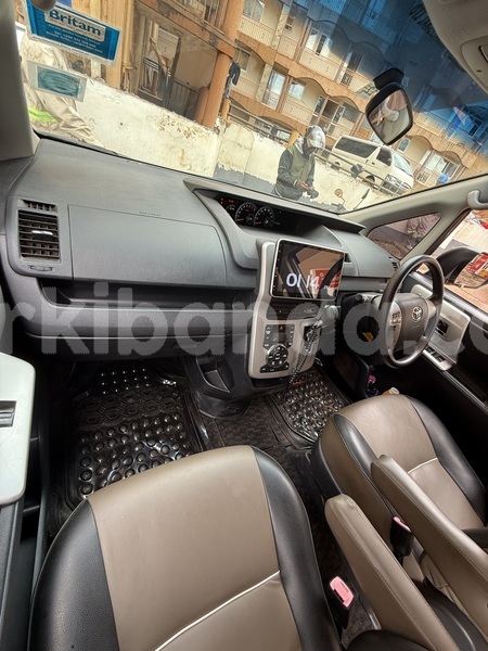 Big with watermark toyota noah uganda kampala 24328