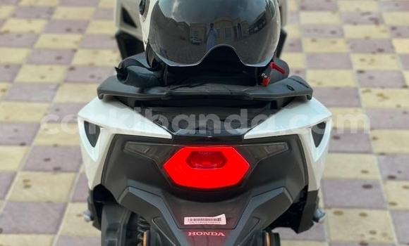 Buy Used Honda XR 125 White Bike in Kampala in Uganda Buy Used Honda XR 125 White Bike in Kampala in Uganda